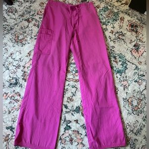 SCRUB BOTTOMS: Pink Jogger Like w/ Multiple Pockets (XS)